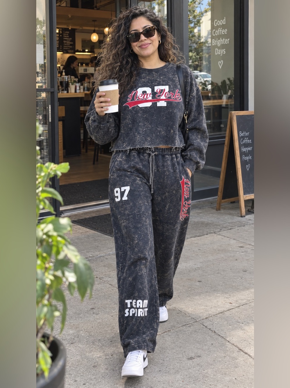 Fashion Nova Navy & White 'New York' Sweatpants Set